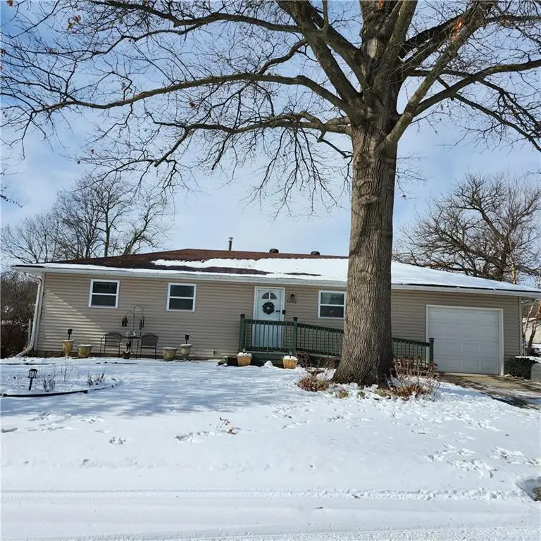1802 3rd Avenue, Leavenworth, KS 66048 - Image #2