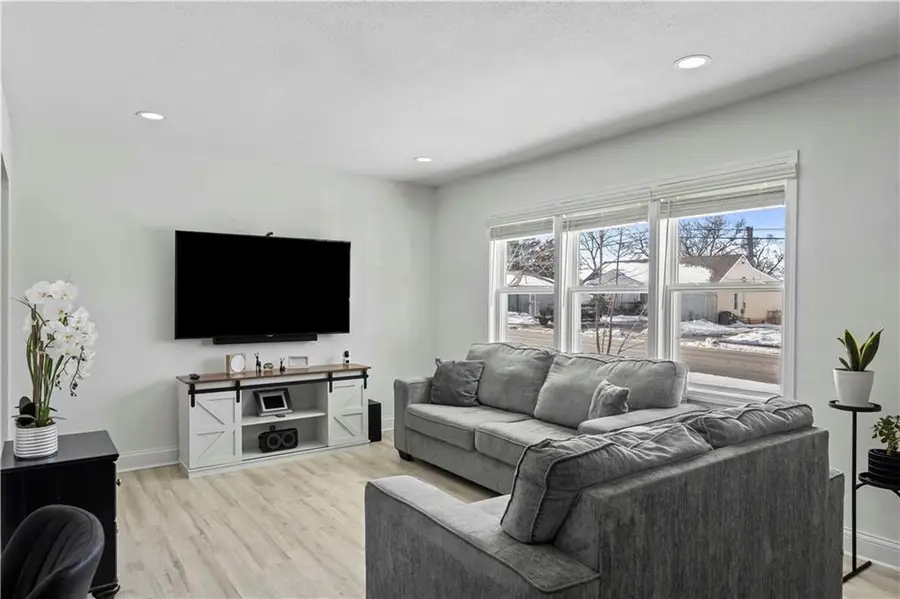 3121 S 47th Street, Kansas City, KS 66106 - Image #2