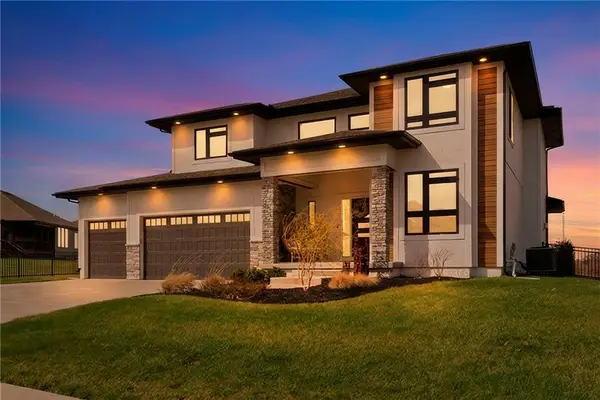 4808 Jamestown Drive, Lee's Summit, MO 64064