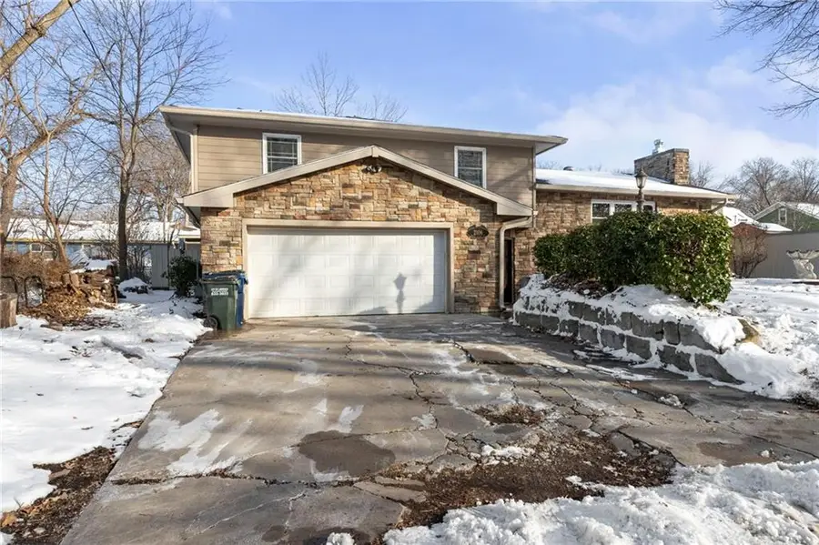 2106 Rhode Island Street, Lawrence, KS 66046 - Image #2