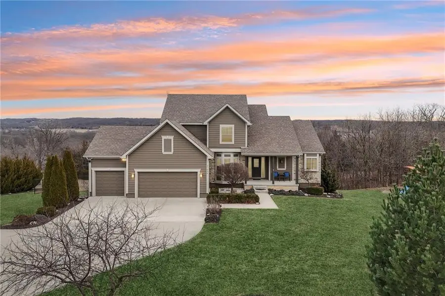 17530 254th Street, Tonganoxie, KS 66086 - #2