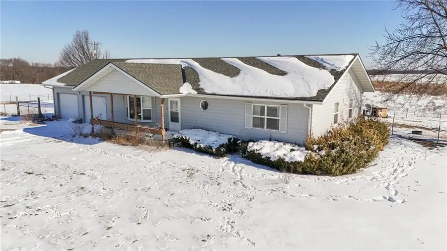 1298 E 250th Road, Berryton, KS 66409 - #3