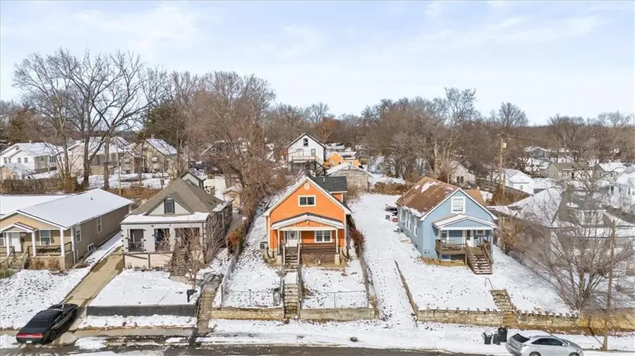 2412 Stewart Avenue, Kansas City, KS 66104 - Image #2