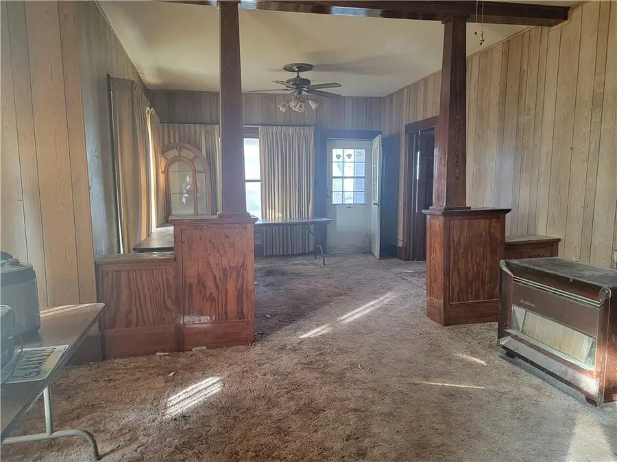 920 N 8th Street, Neodesha, KS 66757 - #3