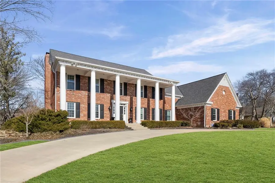 4600 W 126th Street, Leawood, KS 66209 - #2