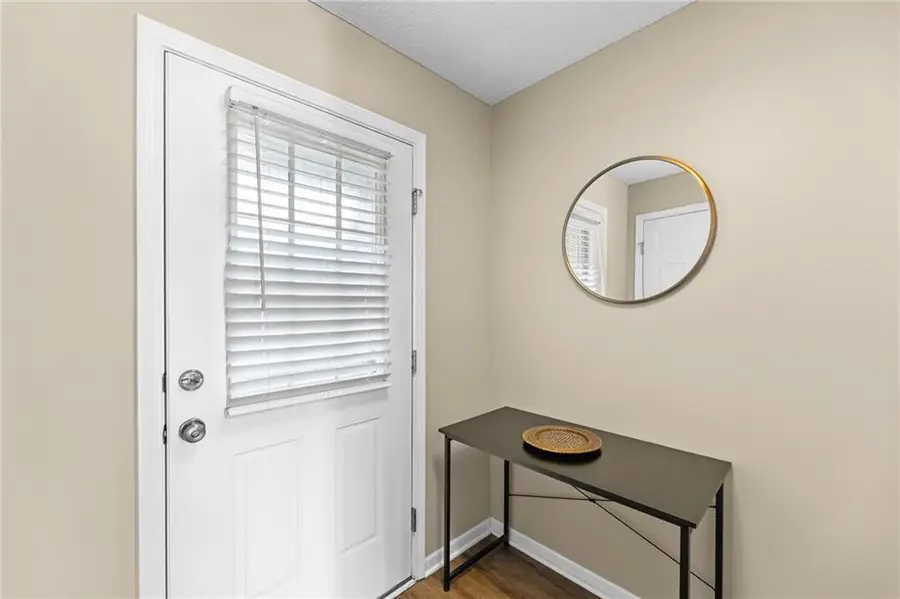 5521 N Fairmount Avenue, Kansas City, MO 64118 - #3