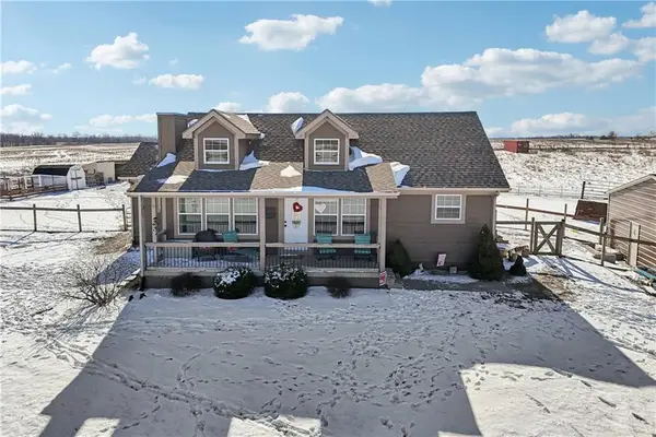 119 SW 1521 Road, Kingsville, MO 64061