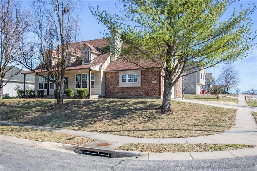 707 Tall Chief Street, Buckner, MO 64016 - #3