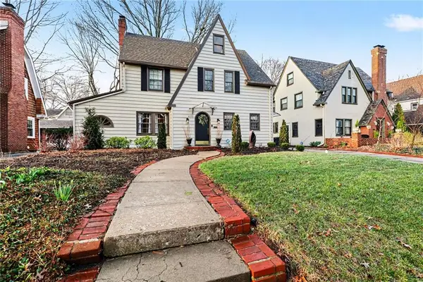 419 W 70th Terrace, Kansas City, MO 64113