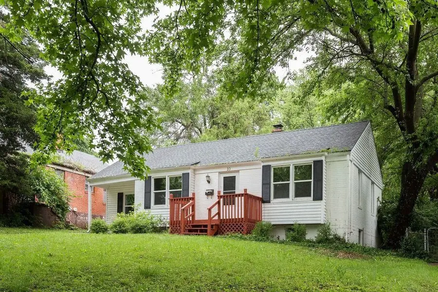 10 E Pocahontas Lane, Kansas City, MO 64114 - #2