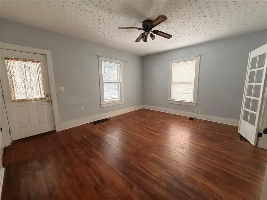 207 W Market Street, Warrensburg, MO 64093 - Image #3