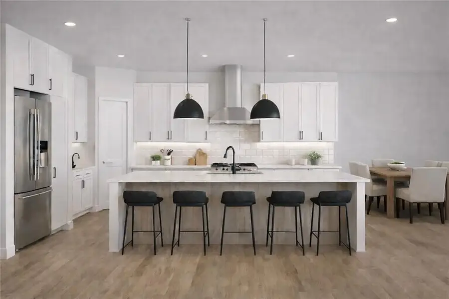 2716 Stone Creek Avenue, Tonganoxie, KS 66086 - #2