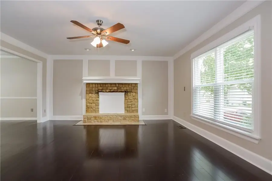 14711 S Arapaho Drive, Olathe, KS 66062 - Image #2