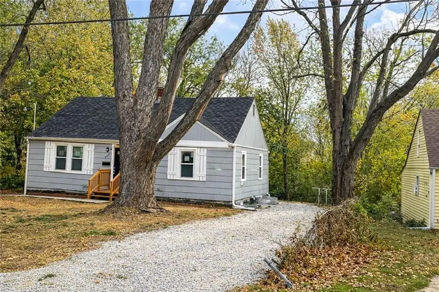 5105 Rinker Road, Kansas City, MO 64129 - Image #2