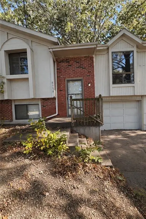 8537-8539 Goddard Street, Overland Park, KS 66214 - Image #2