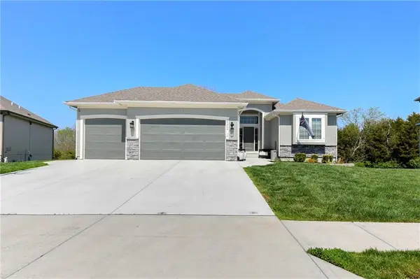 25264 W 147th Court, Olathe, KS 66061