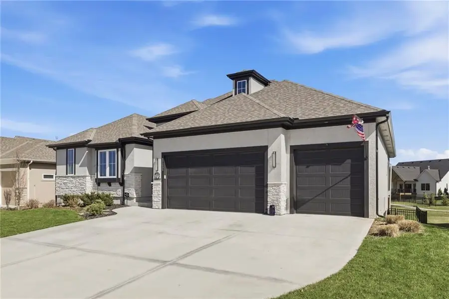 17235 S Allman Road, Olathe, KS 66062 - #3