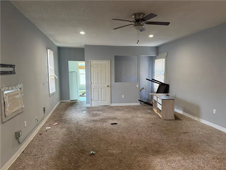 739 Kiowa Street, Leavenworth, KS 66048 - #2