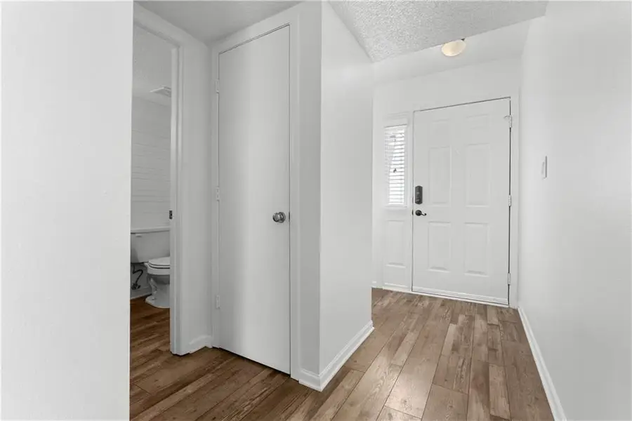 6020 NE Moonstone Drive, Lees Summit, MO 64064 - Image #3