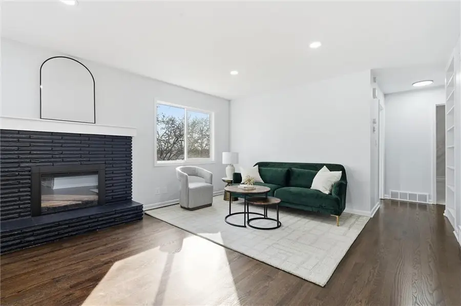 9509 E 79th Street, Raytown, MO 64138 - #2