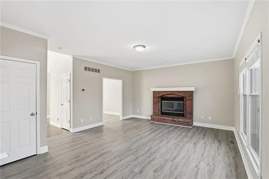 1175 Santa Fe Drive, Lees Summit, MO 64081 - #3