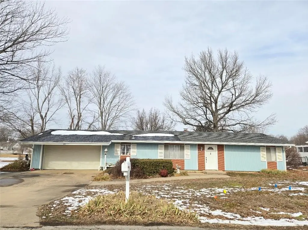 300 Mulberry Street, Independence, KS 67301 - #1