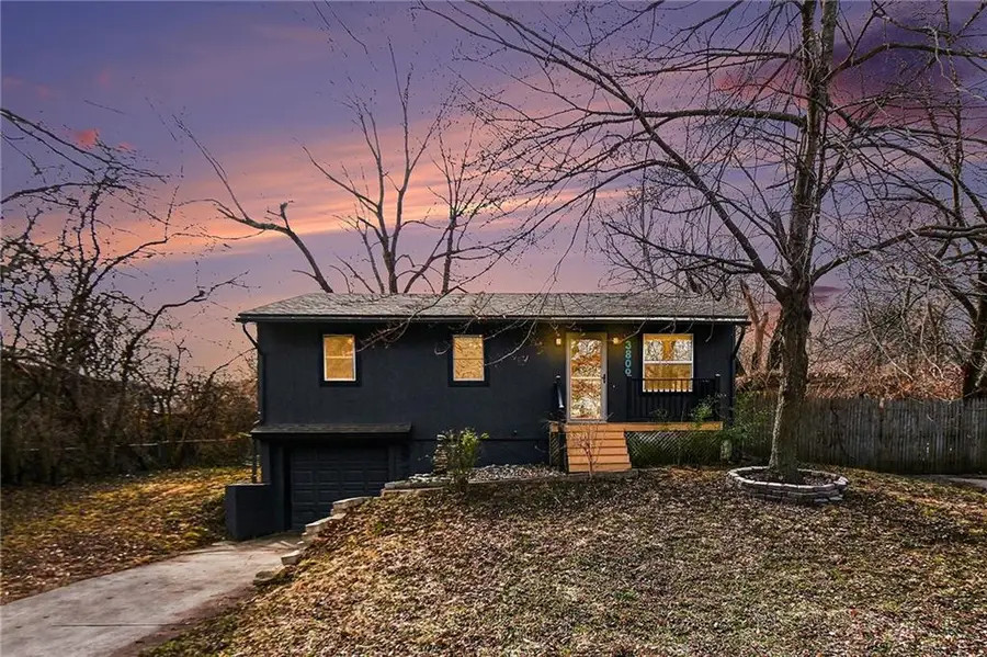 3809 E 96th Street, Kansas City, MO 64137 - #2