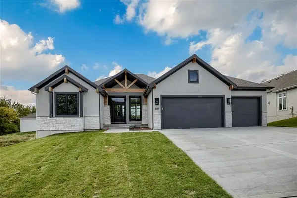 9181 N Montgall Avenue, Kansas City, MO 64156