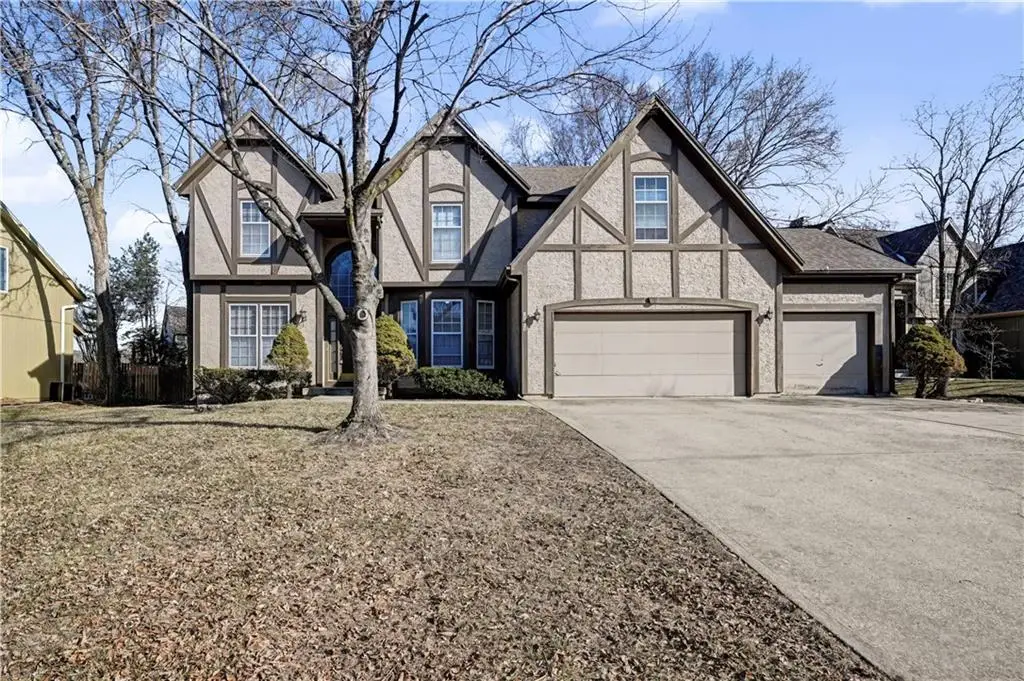 13009 Caenen Street, Overland Park, KS 66213 - Image #1