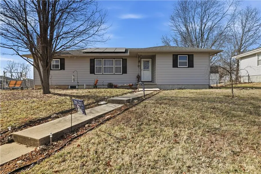 3406 S Stewart Avenue, Sedalia, MO 65301 - #2