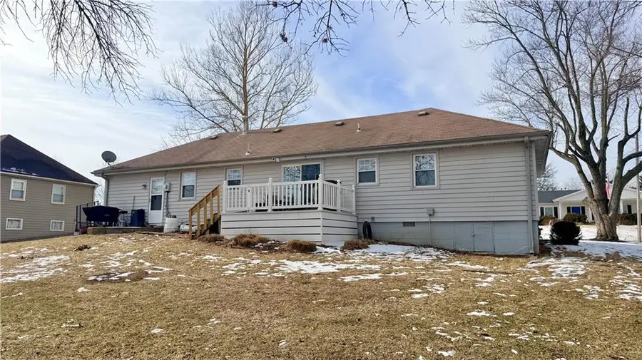 414 Town And Country Lane, Trenton, MO 64683 - #2