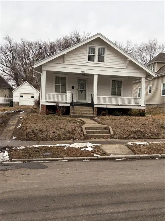 2907 Felix Street, St Joseph, MO 64501