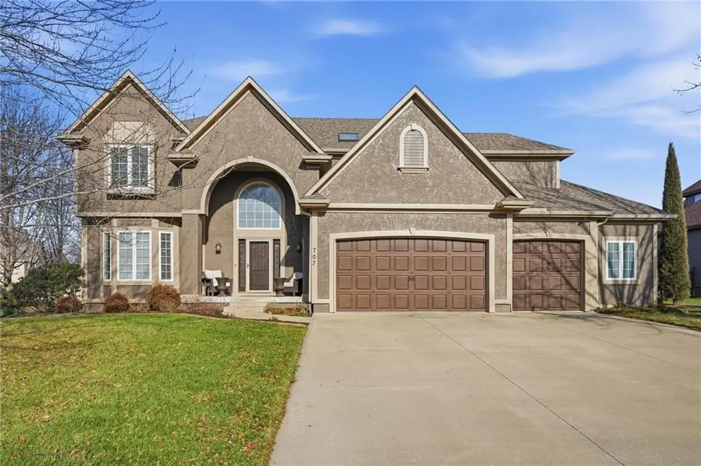 707 NE Sundance Trail, Lees Summit, MO 64086 - #1