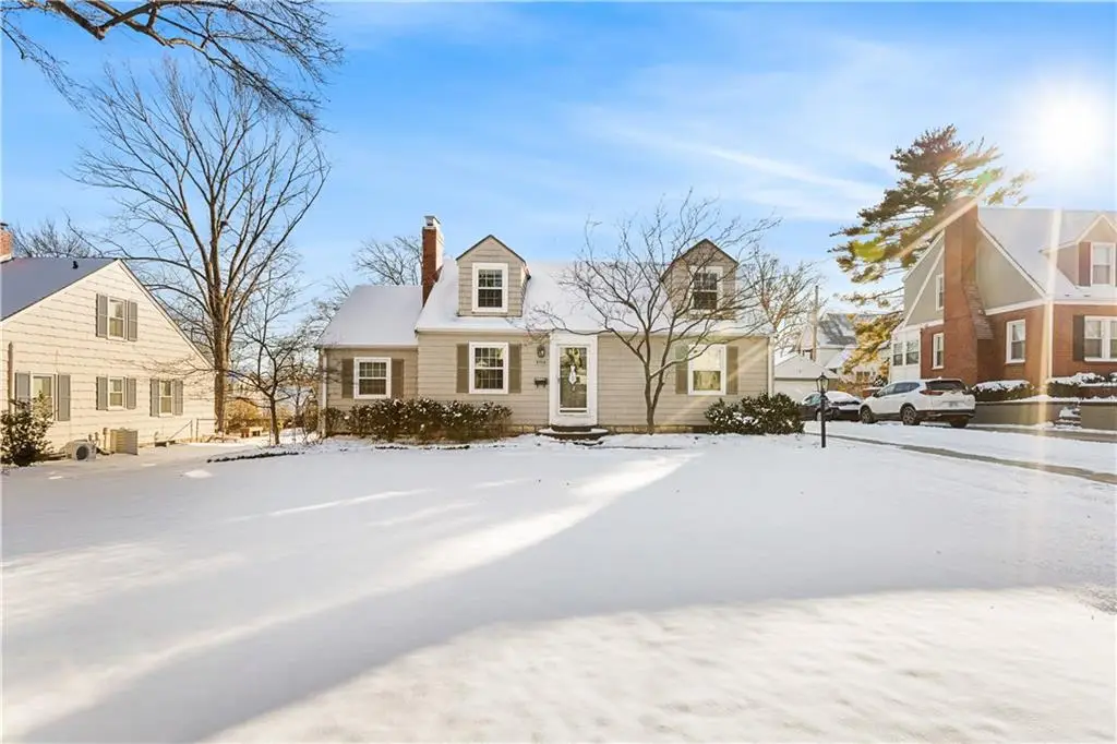 2719 W 51st Street, Westwood, KS 66205 - #1