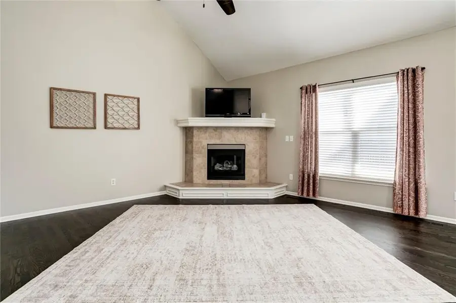 15433 S Dice Lane, Olathe, KS 66062 - Image #3