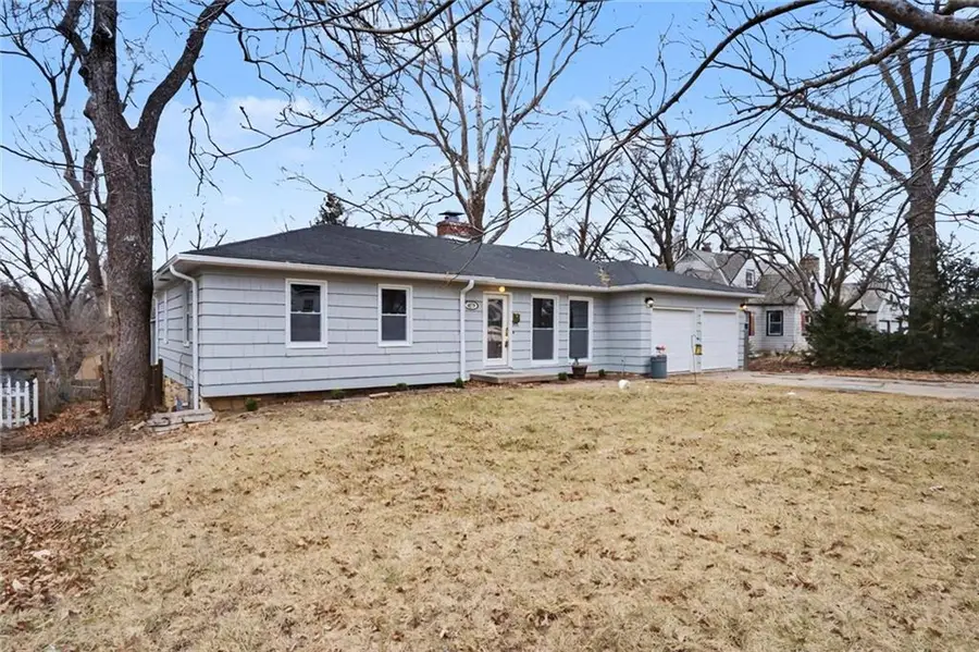 6722 W 77th Terrace, Overland Park, KS 66204 - #2