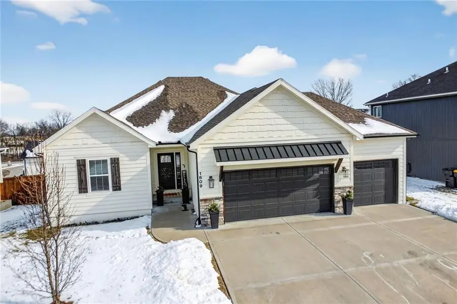 1809 NW Madi Court, Grain Valley, MO 64029 - Image #2
