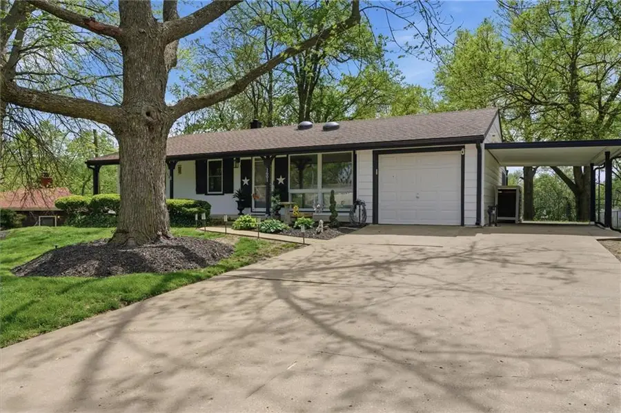 1601 55th Terrace, Kansas City, MO 64118 - #2
