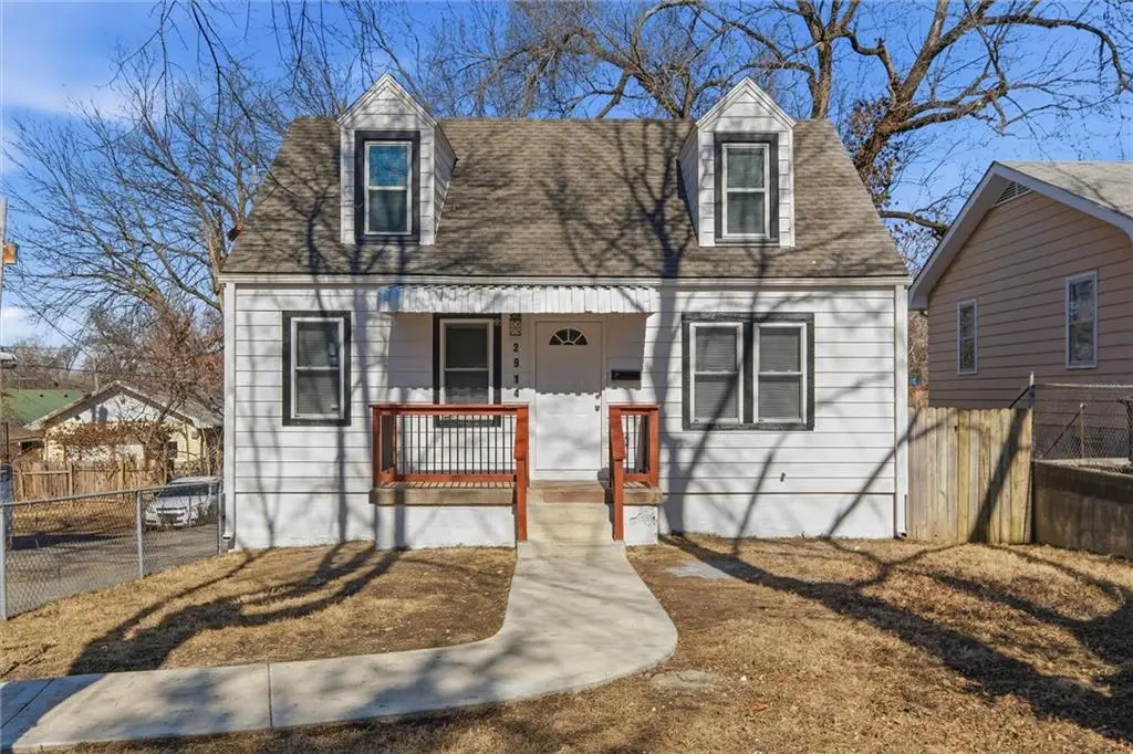 2914 W 45th Avenue, Kansas City, KS 66103 - #1