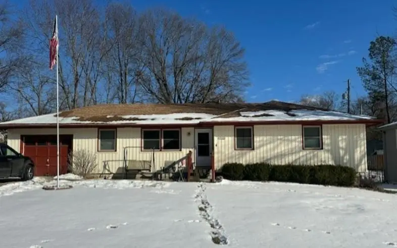 3703 N Elmwood Avenue, Kansas City, MO 64117 - #1