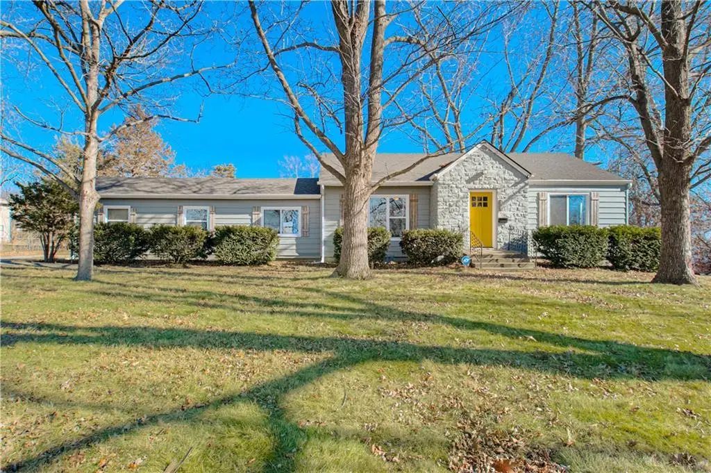 513 S Cedar Street, Belton, MO 64012 - #1