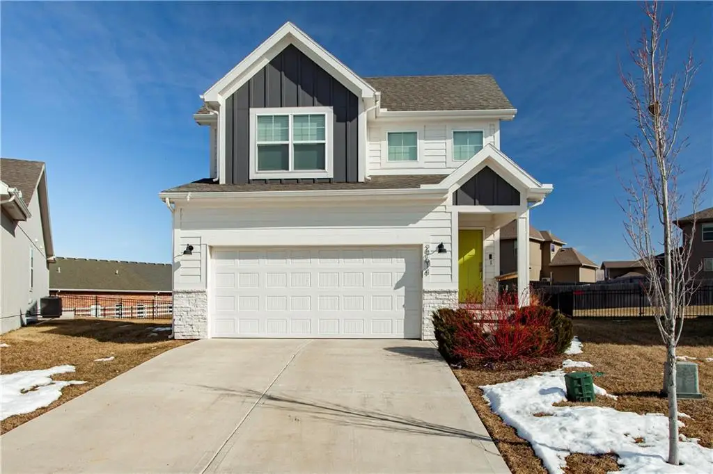 27614 Red Fox Street, Lees Summit, MO 64086 - #1