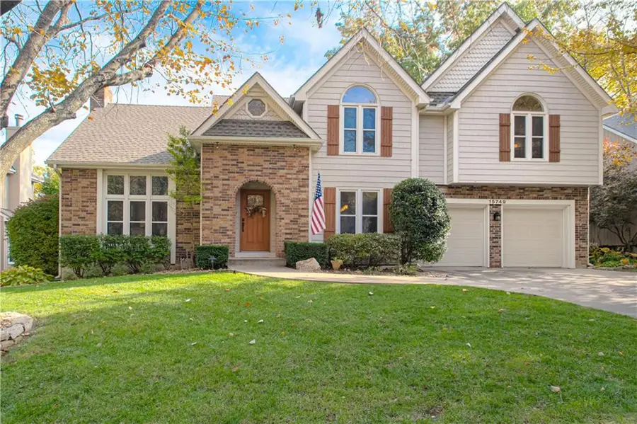 15749 W 137th Street, Olathe, KS 66062 - Image #2