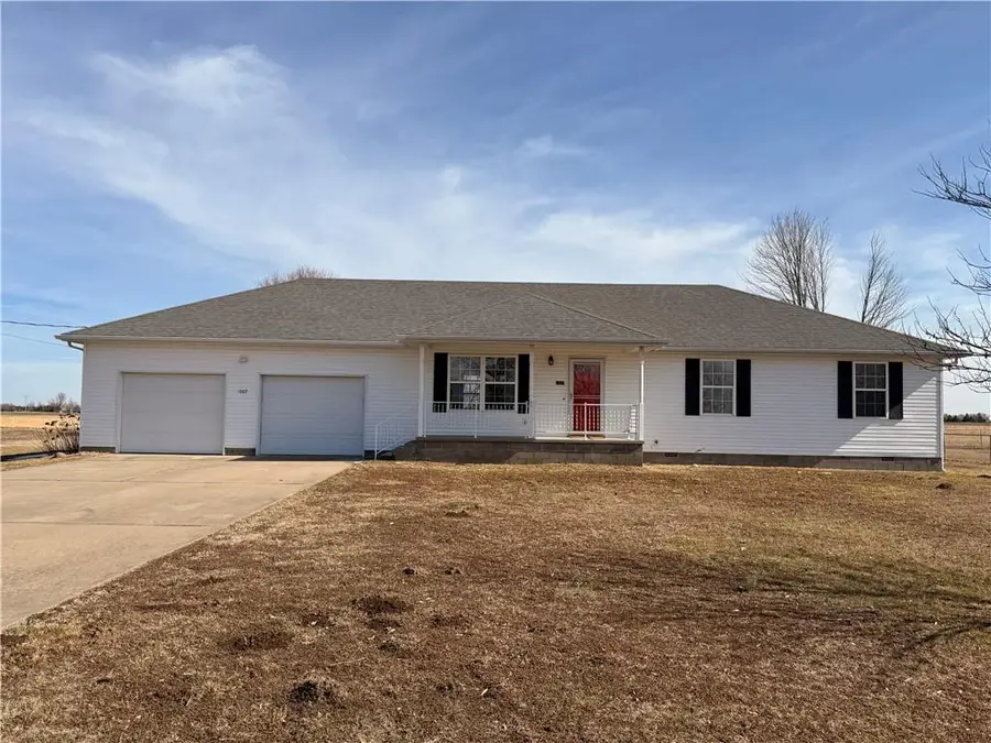 1007 N Main Street, Diamond, MO 64840 - #2