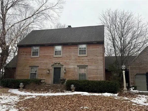 1112 S Beech Street, Savannah, MO 64485