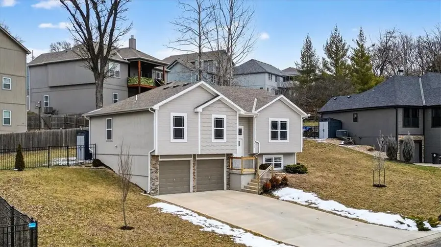 410 E 166th Court, Belton, MO 64012 - #2