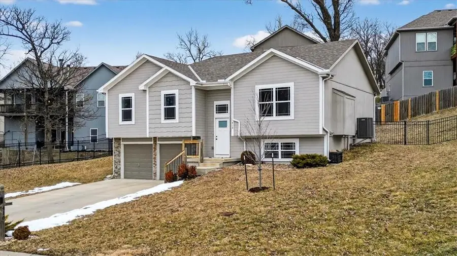 410 E 166th Court, Belton, MO 64012 - #3