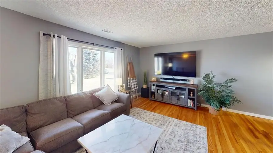 15683 Gilman Road, Leavenworth, KS 66048 - #2