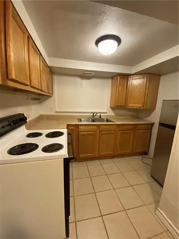 415 W Jenkins Street, Maryville, MO 64468 - #3