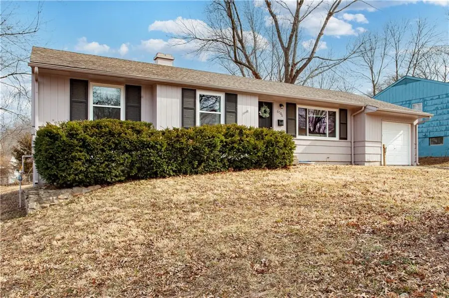 6706 E 98th Street, Kansas City, MO 64134 - #2